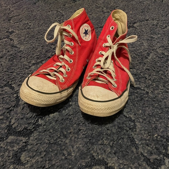 men’s red converse, size 9.5 - Picture 2 of 2